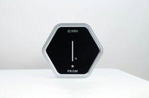 Prism smart cover nera fronte su piano