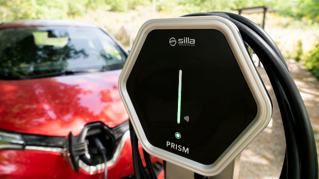 Wallbox Prism Silla Industries in ricarica